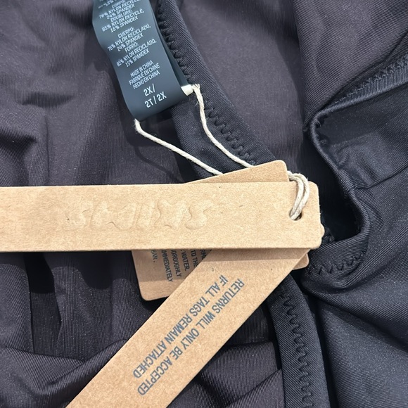 SKIMS Women's Signature Swim Scoop Neck One Piece Size 2X In Onyx - Picture 11 of 13